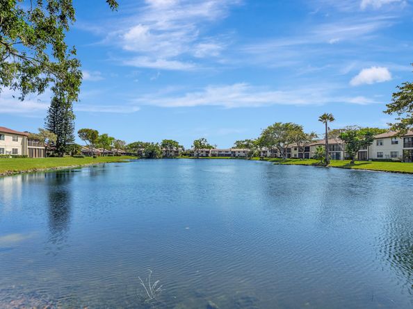 21864 Arriba Real, Boca Raton FL 33433
