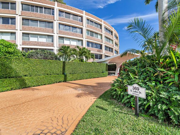 369 S Lake Drive 2b, Palm Beach FL 33480