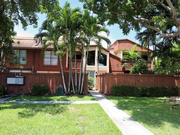 7019 SW 115th Place F31, Miami FL 33173
