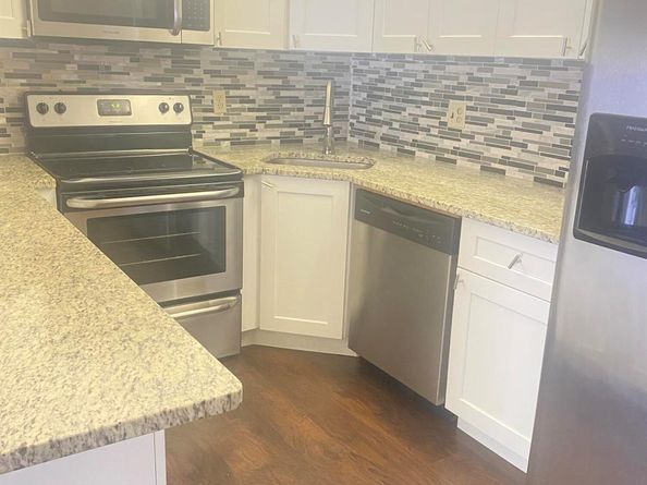 1010 Green Pine Boulevard D1, West Palm Beach FL 33409