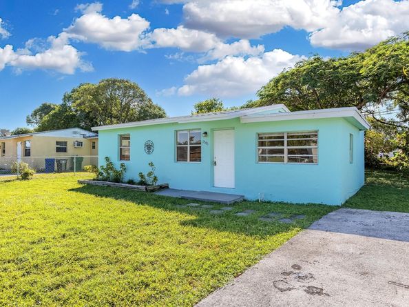 1501 NW 24th Ave, Fort Lauderdale FL 33311