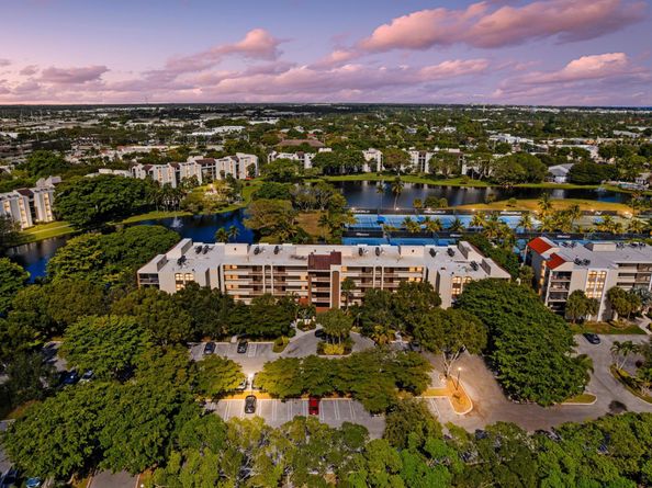 955 Egret Circle 109, Delray Beach FL 33444