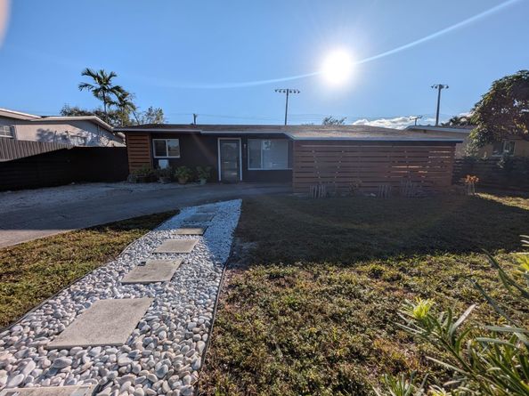 1716 SW 43rd Ave, Fort Lauderdale FL 33317