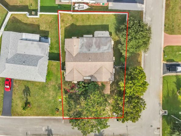 8008 NW 102 Way, Tamarac FL 33321