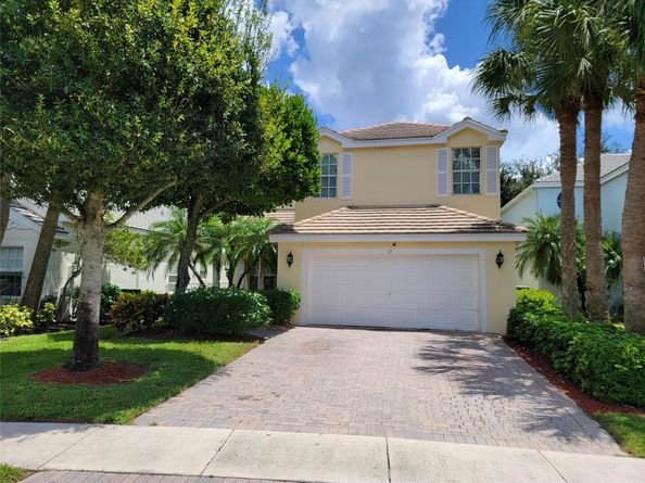 111 Berenger Walk, Royal Palm Beach FL 33414