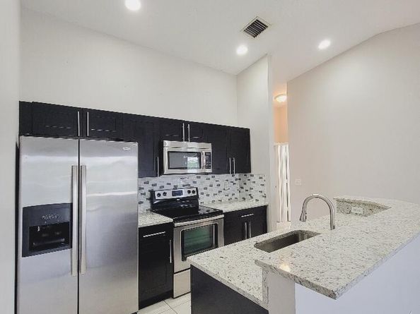 4536 Oak Terrace Drive 4536, Greenacres FL 33463