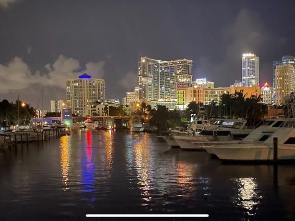 621 SW 5 Place, Fort Lauderdale FL 33315