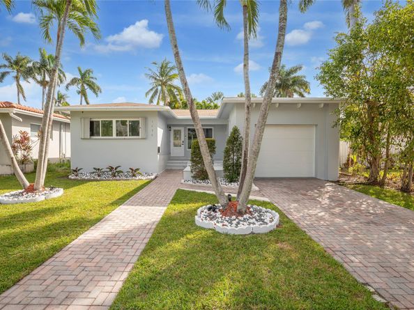 1230 Hollywood Blvd, Hollywood FL 33019