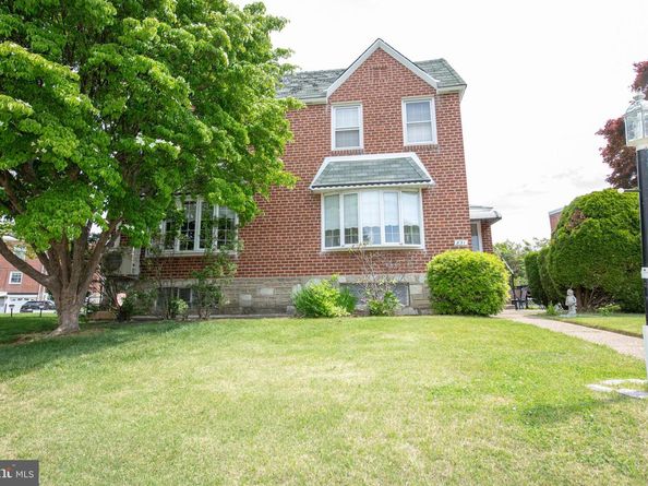 831 Medway Road, Philadelphia PA 19115