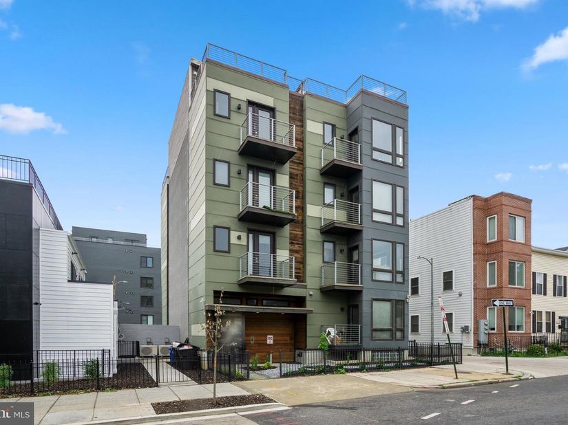 1112 Montello Avenue NE 201, Washington DC 20002