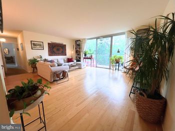 309 Florence Avenue