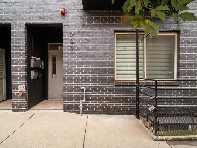 906 N 16TH Street 3R, Philadelphia PA 19130