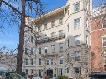 1831 Belmont Road NW