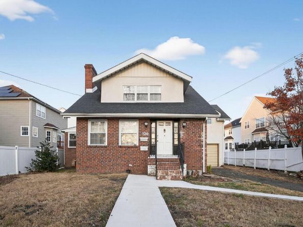 720 Kedron Avenue, Morton PA 19070