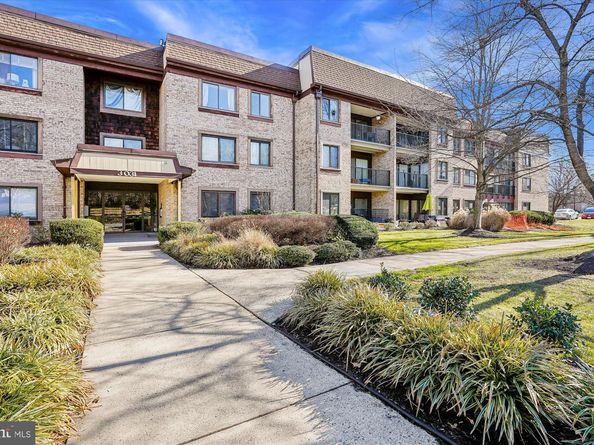 3031 Borge Street 108, Oakton VA 22124