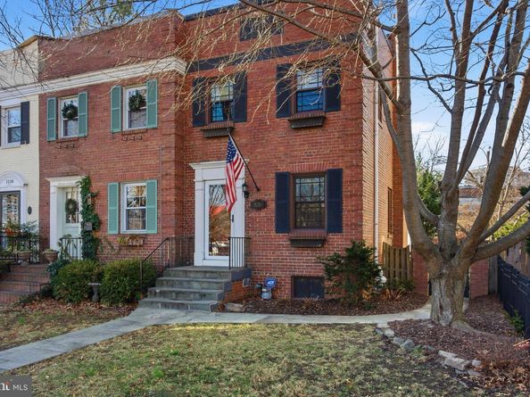 1120 Powhatan Street, Alexandria VA 22314