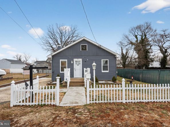 909 Third Avenue, Croydon PA 19021