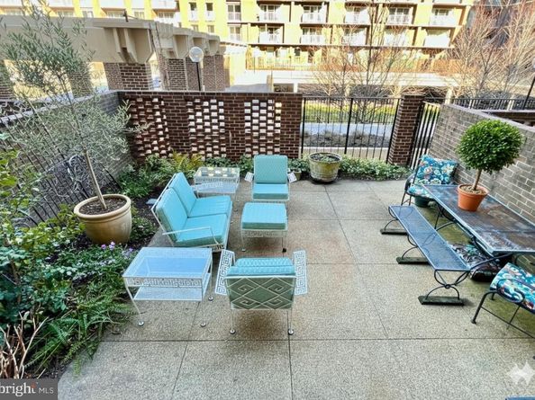 520 N Street SW S112, Washington DC 20024