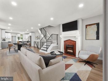 228 W Seymour Street