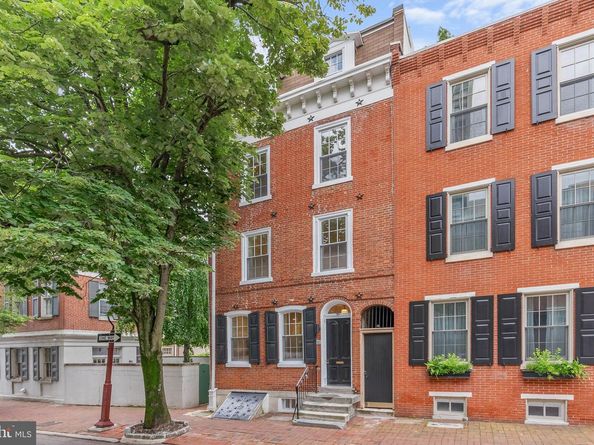 202 Spruce Street, Philadelphia PA 19106