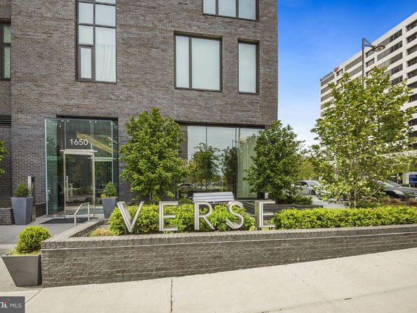 1650 Silver Hill Drive 2201, Mclean VA 22102