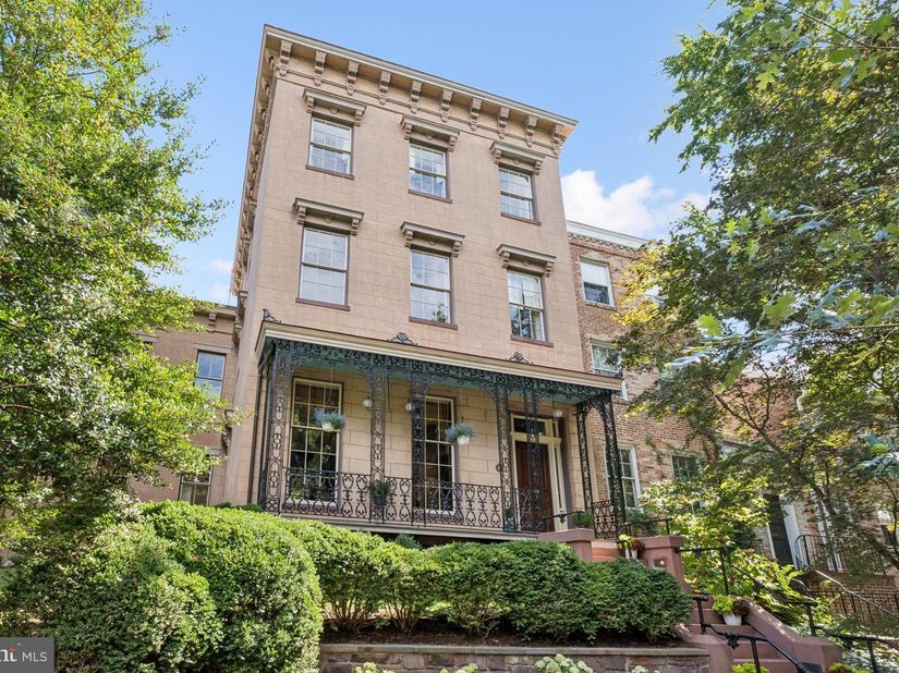 1527 35TH Street NW, Washington DC 20007
