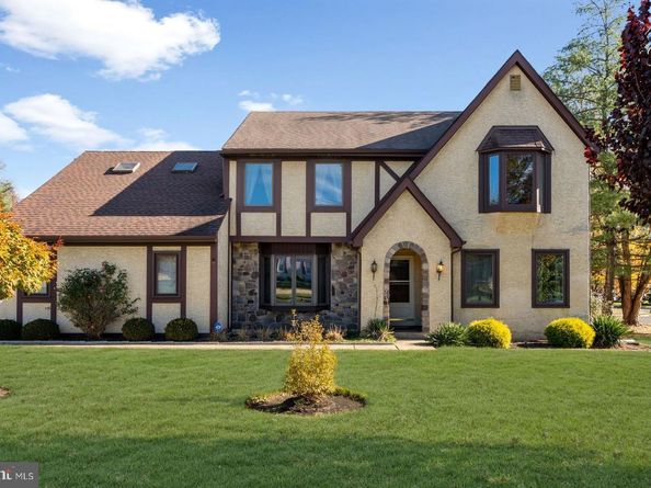 2015 Butternut Drive, Huntingdon Valley PA 19006