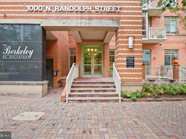 1000 N Randolph Street 806, Arlington VA 22201