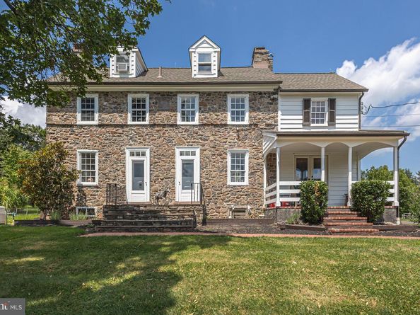 439 Brownsburg Road W, Newtown PA 18940