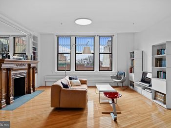 1213-15 Locust Street