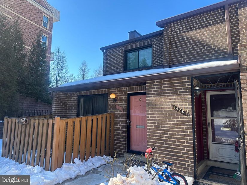 3422 Summit Court NE, Washington DC 20018