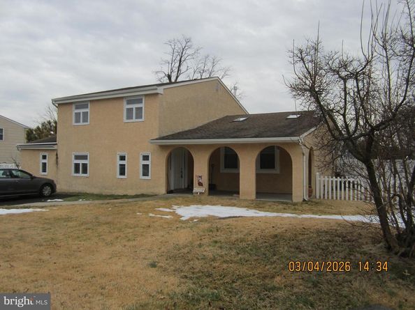 5800 Griscomb Drive, Bensalem PA 19020