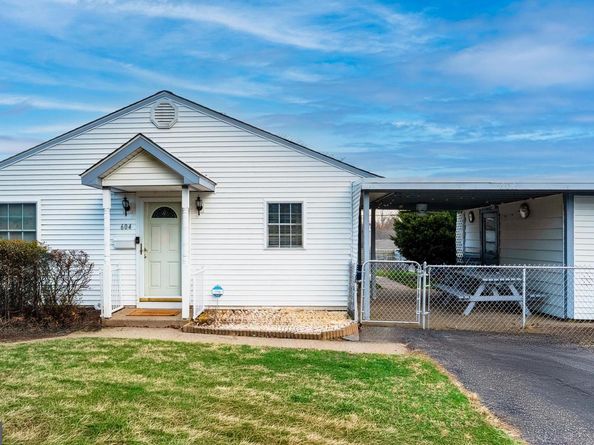 604 Trenton Road, Fairless Hills PA 19030