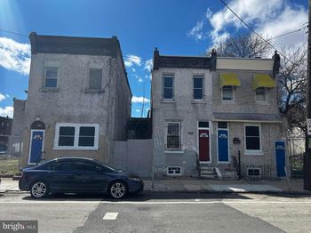 2032 E Stella Street