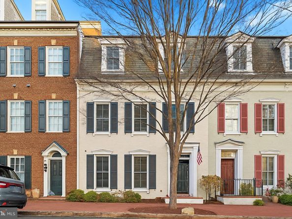 1815 Potomac Greens Drive, Alexandria VA 22314