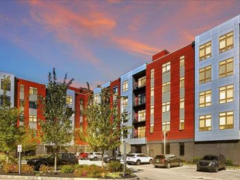 575 S Goddard Boulevard