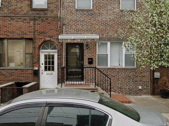 1176 S 10TH Street, Philadelphia PA 19147