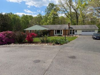 10425 Lake Ridge Drive