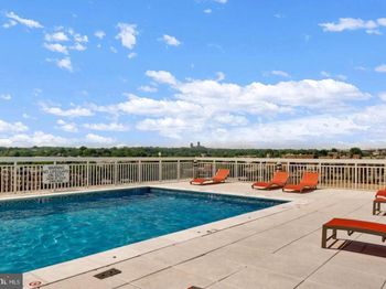 1260 NW 21st Street NW