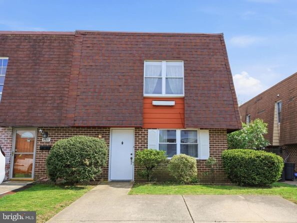 9925 Wingtip Road, Philadelphia PA 19115