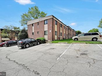 100 E Glenolden Avenue