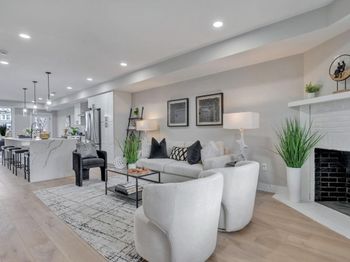 417 Ingraham Street NW