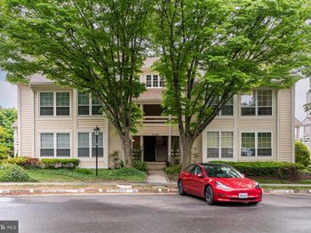 4505 Hazeltine Court