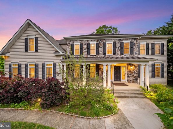 7101 Idylwood Road, Falls Church VA 22043