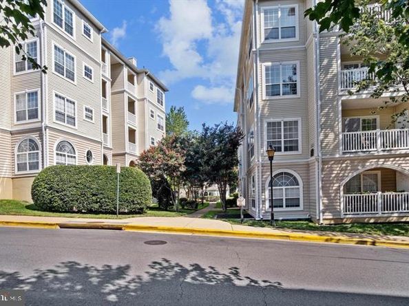 4551 Strutfield Lane 4122, Alexandria VA 22311