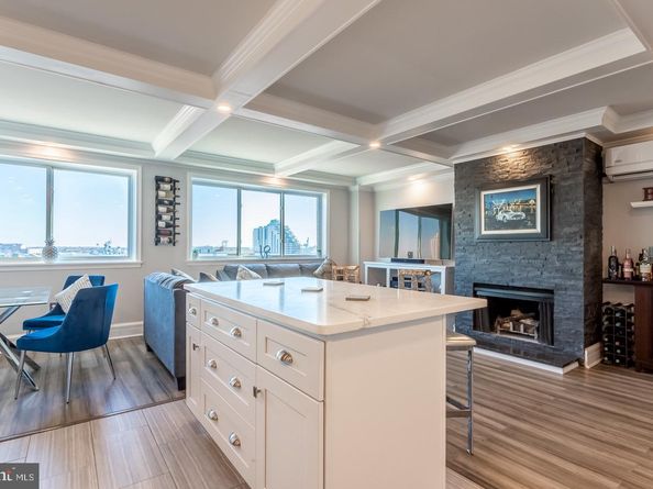 200 Lombard Street 709, Philadelphia PA 19147