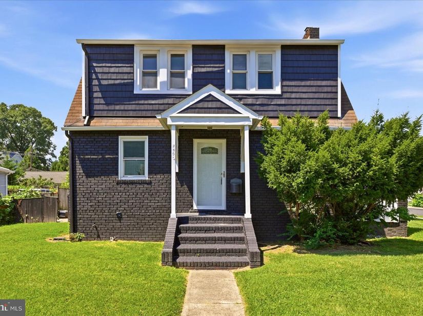 2500 S Eads Street, Arlington VA 22202