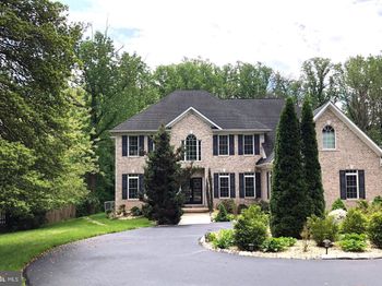 121 Kingsley Road SE