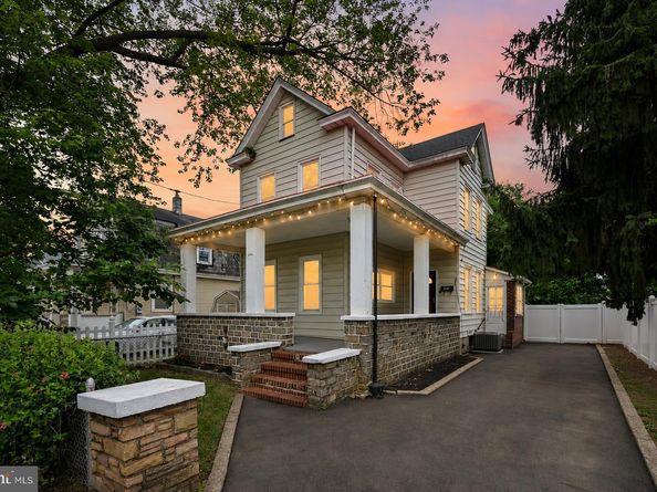 226 Robertson Avenue, Morrisville PA 19067