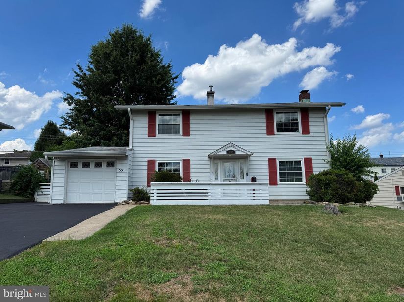55 Tweed Road, Levittown PA 19056